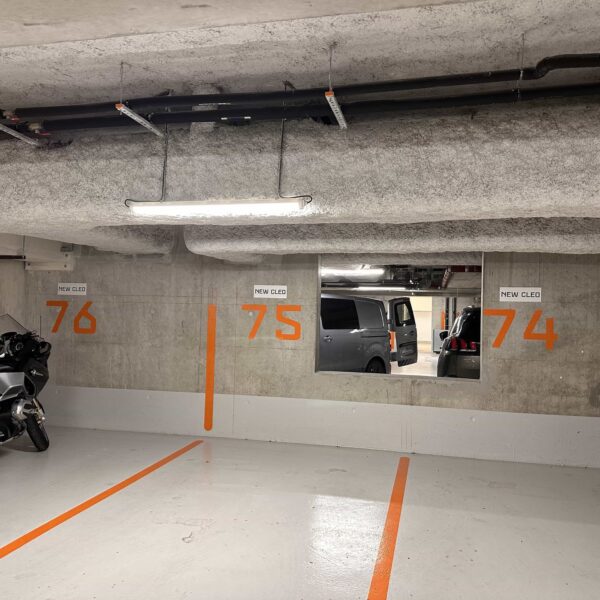 FaceB Parking Signalétique