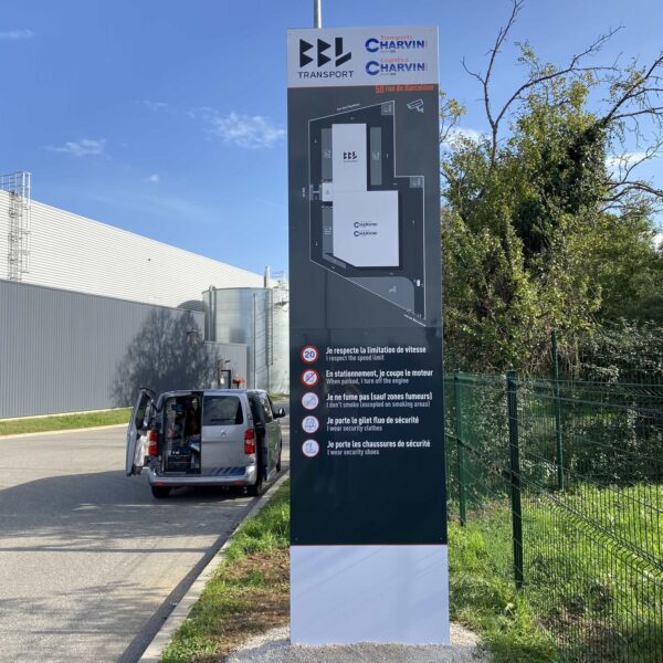 FaceB Totem Signalétique